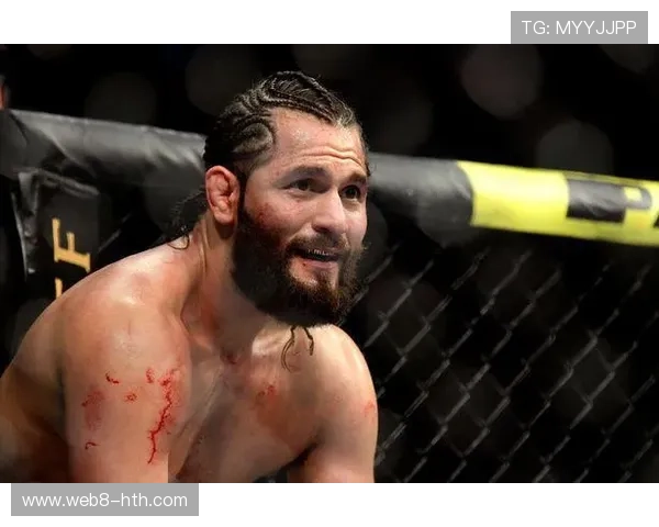 白大拿证实约翰逊与赫尔南德兹赛前涉嫌假拳被临时取消