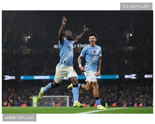 曼城迎战利物浦,瓜迪奥拉赛前暗示将针对阿诺德防区进行纵深打击